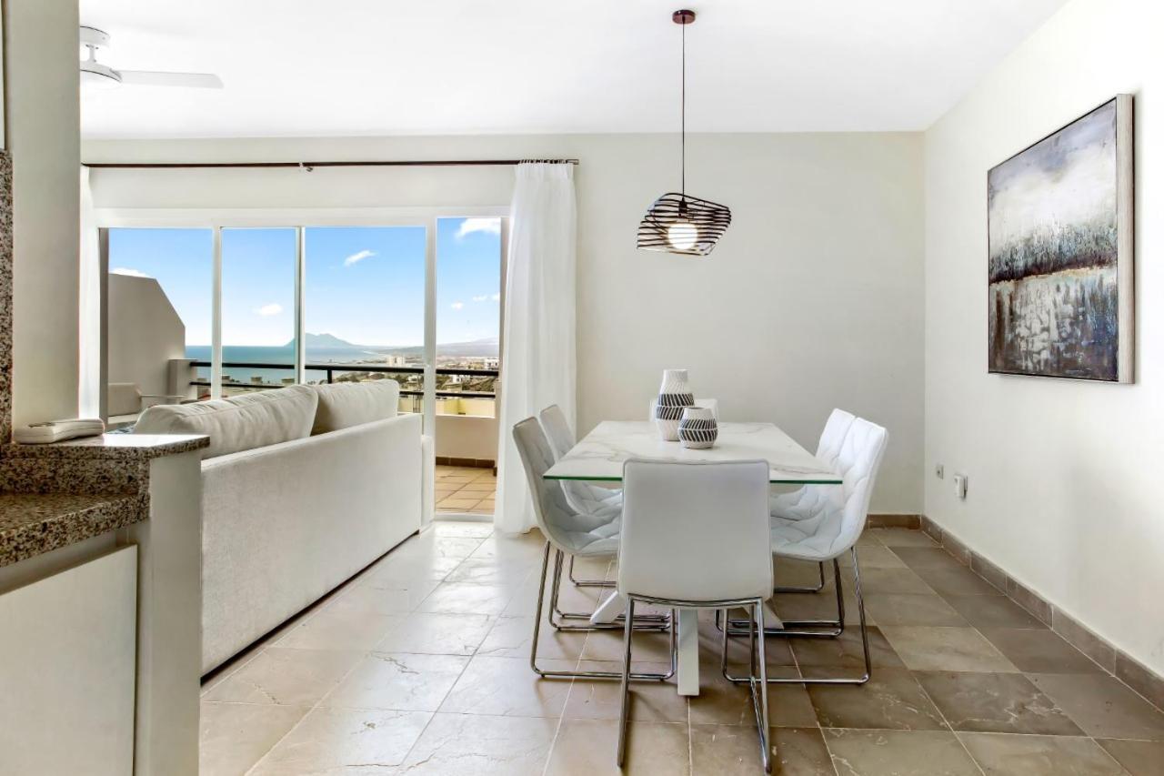 Townhouse With Spectacular Views Of Gibraltar *
