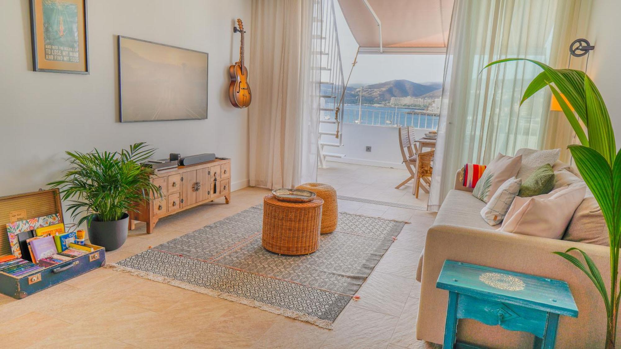 Beachfront Haus In The Heart Of Apartment